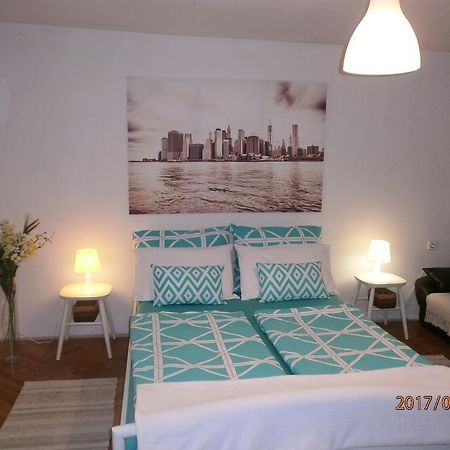 Apartments Paradiso Самобор Экстерьер фото